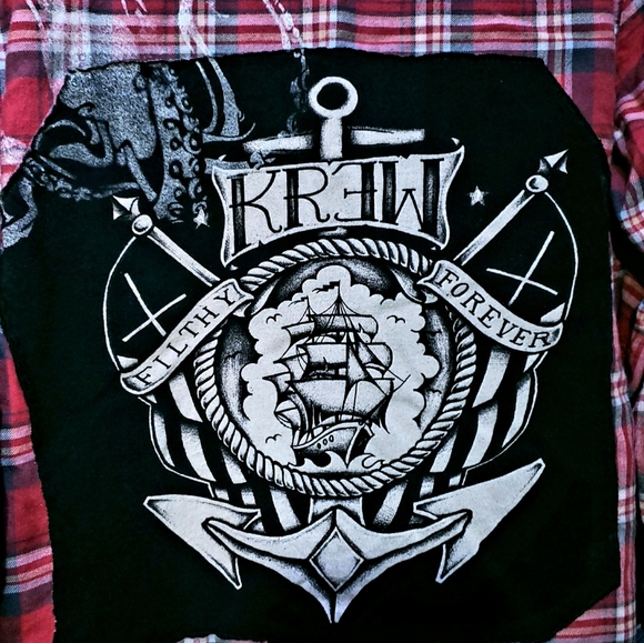 JACHS Girlfriend Tops - Unisex Upcycled Flannel